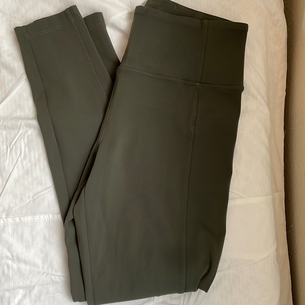 Athleta Delancey Street Tight Size Small Petite